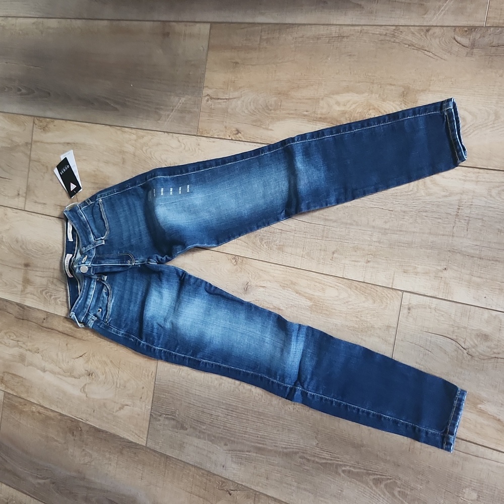 Guess sexy curve skinny jeans